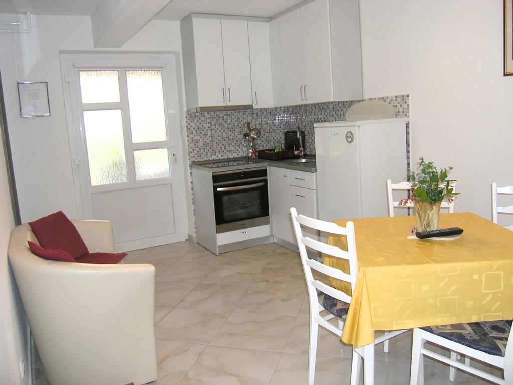 Apartment Martina Krk Town Dış mekan fotoğraf