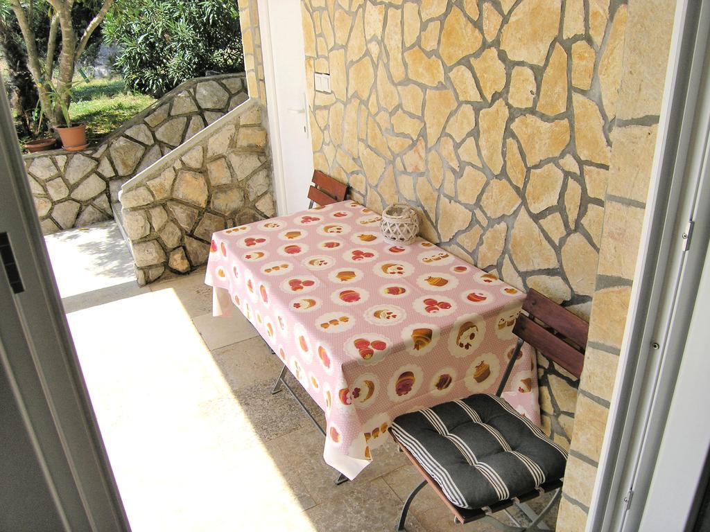 Apartment Martina Krk Town Dış mekan fotoğraf